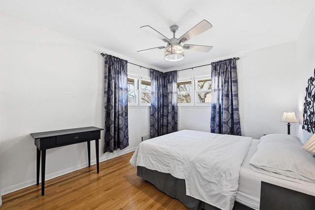 2602 N River STREET, Waterford, WI 53185