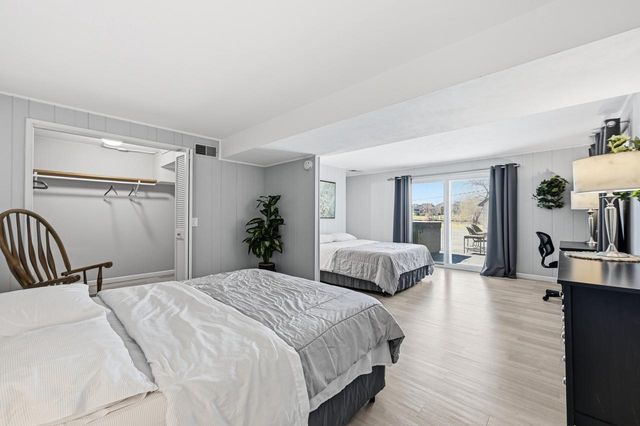 2602 N River STREET, Waterford, WI 53185