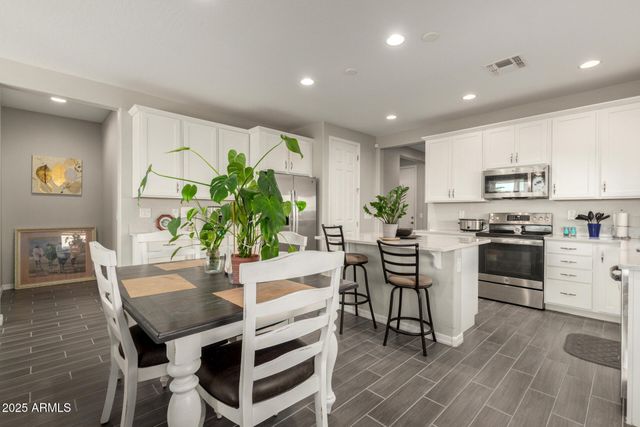 1603 W HOPI Drive, Coolidge, AZ 85128