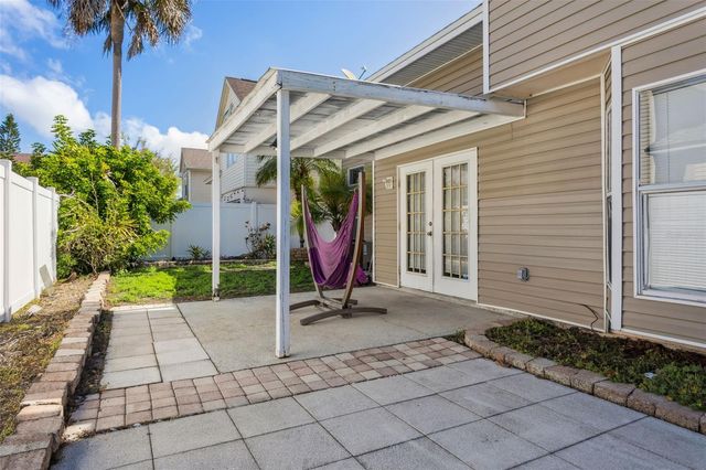 11817 BRANCH MOORING DRIVE, Tampa, FL 33635