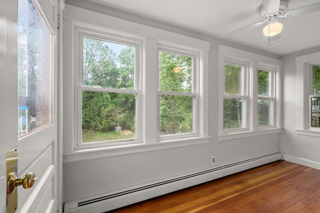 26 Tremont St, Maynard, MA 01754