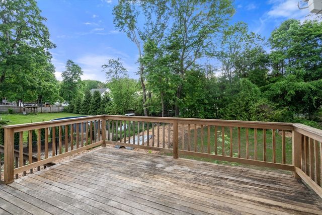 26 Tremont St, Maynard, MA 01754