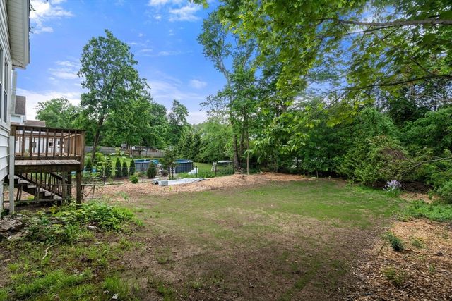 26 Tremont St, Maynard, MA 01754