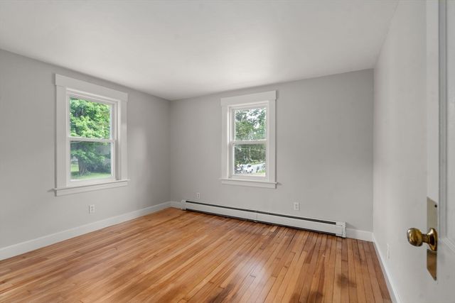 26 Tremont St, Maynard, MA 01754