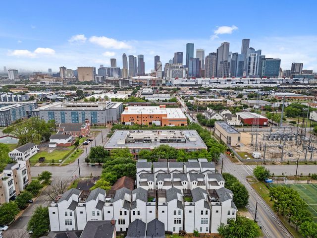 1312 Live Oak Street 109, Houston, TX 77003