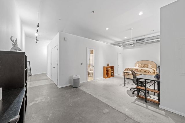 1312 Live Oak Street 109, Houston, TX 77003