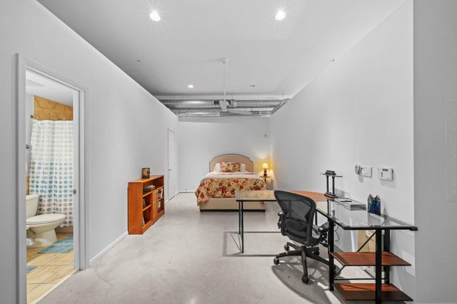 1312 Live Oak Street 109, Houston, TX 77003
