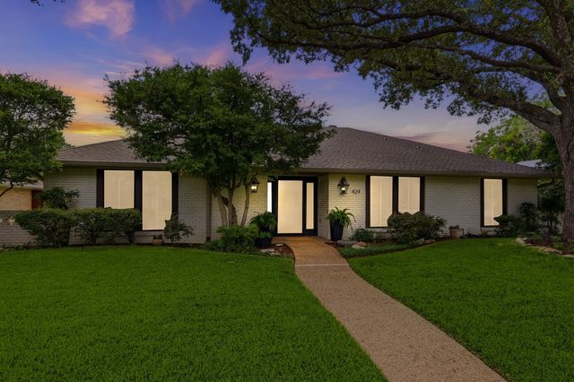 424 Fieldwood Drive, Richardson, TX 75081
