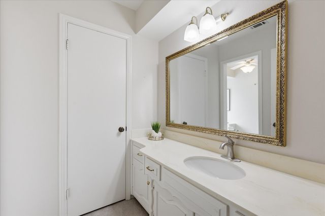 424 Fieldwood Drive, Richardson, TX 75081