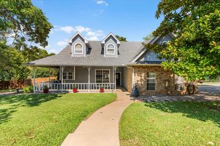 104 Carriage Hill Court, Weatherford, TX 76087