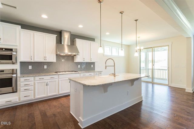 708 Vine Pond Court, Apex, NC 27523