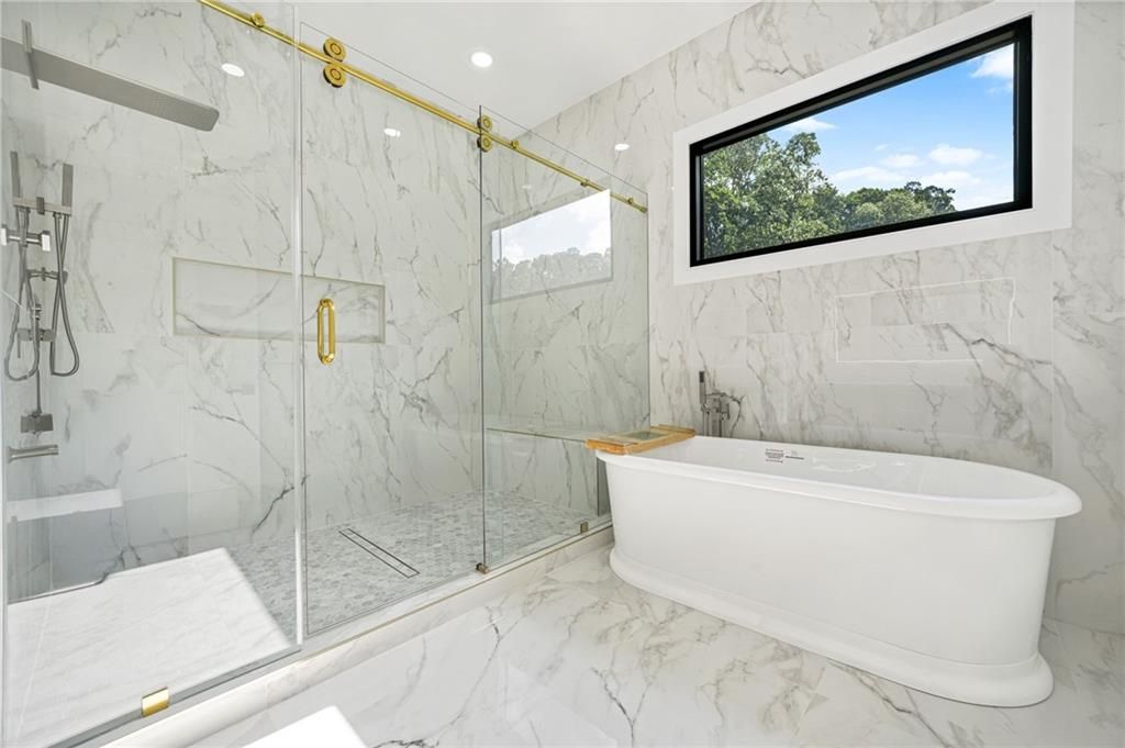 Image 23 of property listing at 5175 Cascade Road, Atlanta, GA 30331