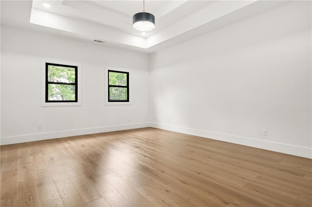 Image 50 of property listing at 5175 Cascade Road, Atlanta, GA 30331