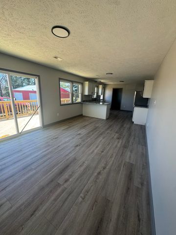 234 Main Street, Russell Springs, KY 42642