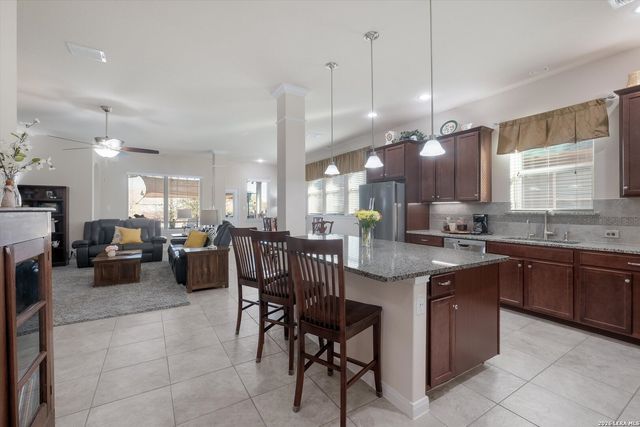 8506 Ivy Curl, Schertz, TX 78154