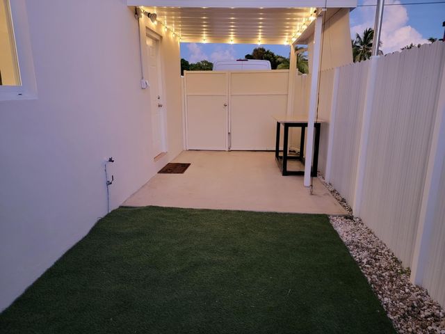1611 NW 63RD Avenue 2, Sunrise, FL 33313