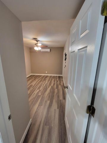 1611 NW 63RD Avenue 2, Sunrise, FL 33313