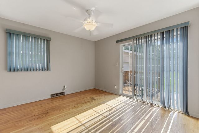 2124 N Gayman Avenue, Davenport, IA 52804