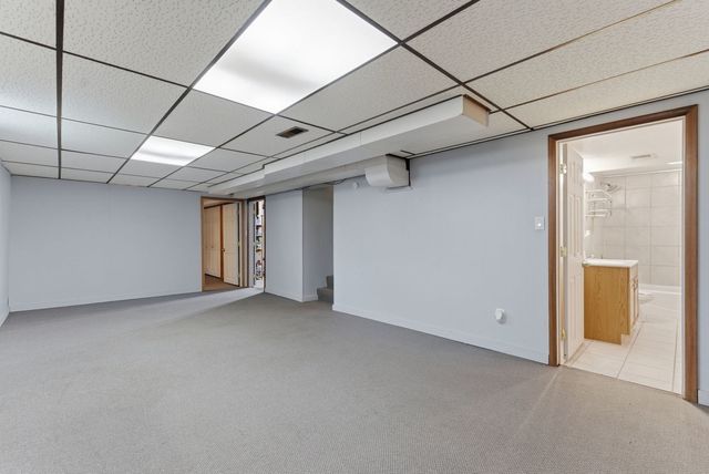 2124 N Gayman Avenue, Davenport, IA 52804