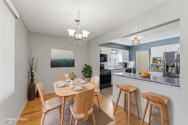 2124 N Gayman Avenue, Davenport, IA 52804