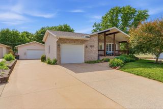 2124 N Gayman Avenue, Davenport, IA 52804