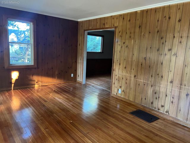 19 Maple Avenue, Stony Brook, NY 11790