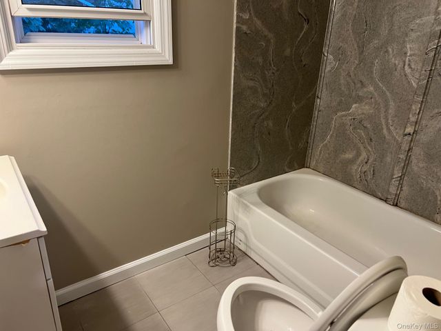 19 Maple Avenue, Stony Brook, NY 11790