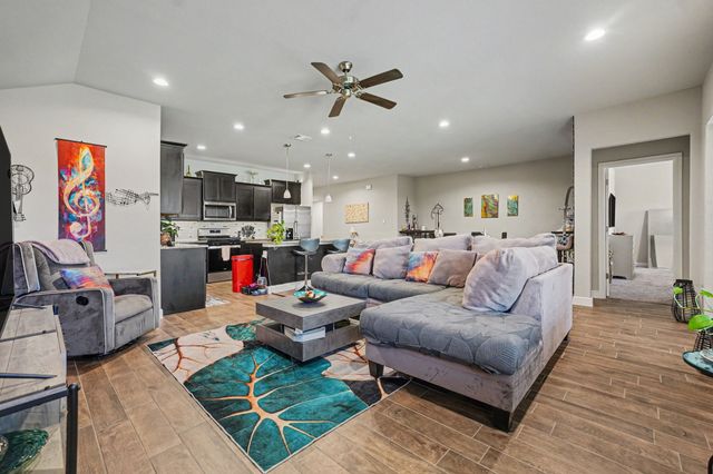1221 Windsong Drive, Cedar Hill, TX 75104
