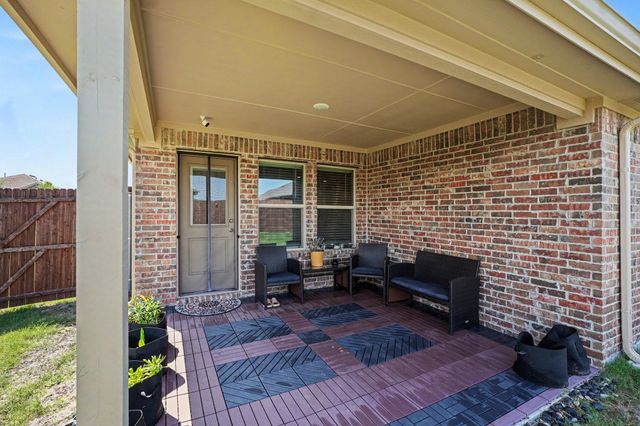 1221 Windsong Drive, Cedar Hill, TX 75104