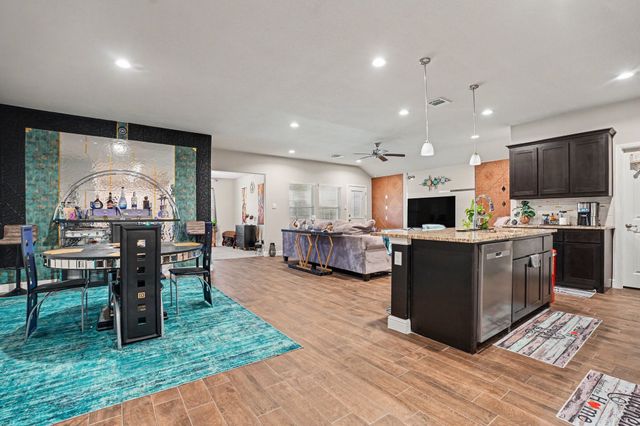 1221 Windsong Drive, Cedar Hill, TX 75104