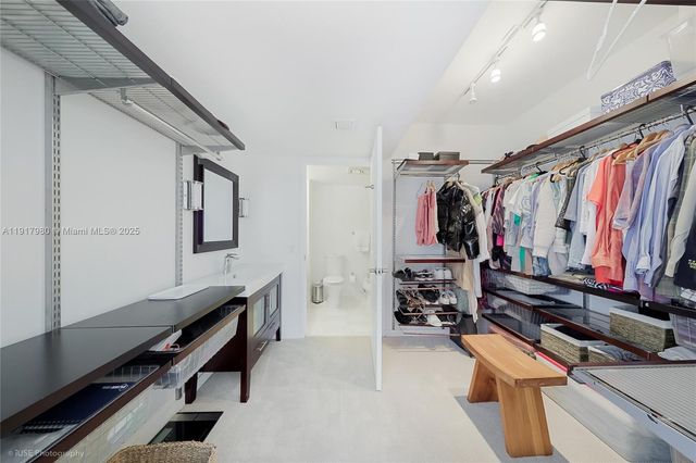 1541 Brickell Ave A2301, Miami, FL 33129