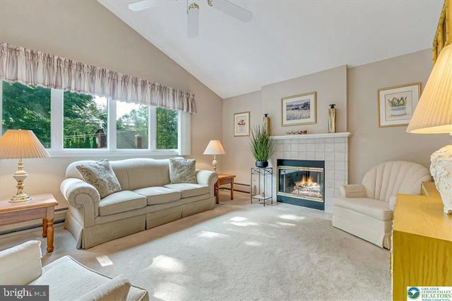 8495 BUMBLE BEE WAY, Tobyhanna, PA 18466