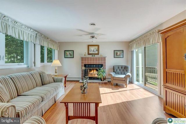 8495 BUMBLE BEE WAY, Tobyhanna, PA 18466