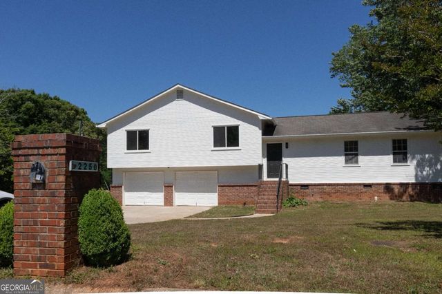 2250 Ridge Forest Drive, Grayson, GA 30017