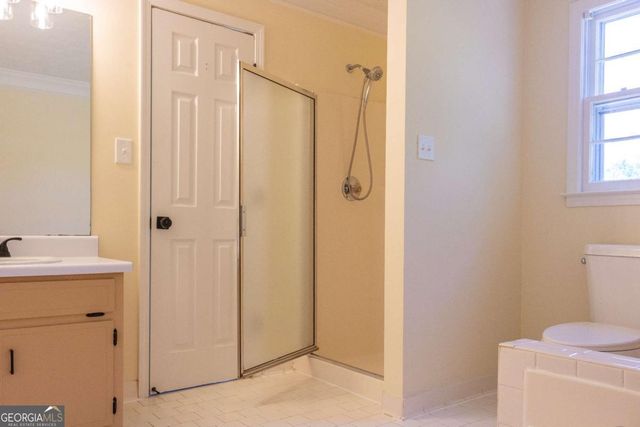 2250 Ridge Forest Drive, Grayson, GA 30017