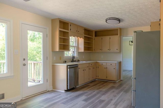 2250 Ridge Forest Drive, Grayson, GA 30017