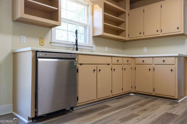 2250 Ridge Forest Drive, Grayson, GA 30017
