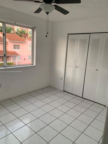 8025 Lake Drive 204, Doral, FL 33166