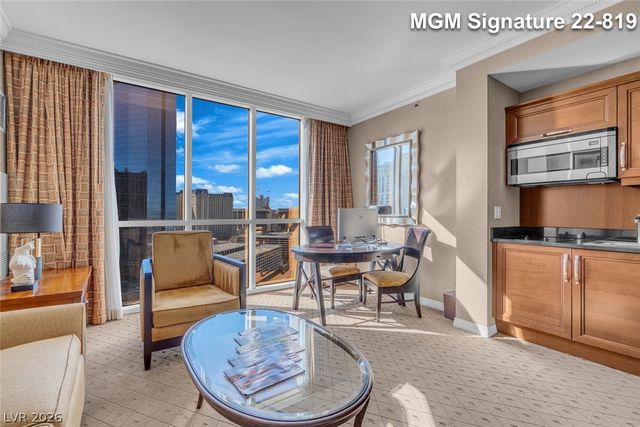 125 East Harmon Avenue 2219, Las Vegas, NV 89109