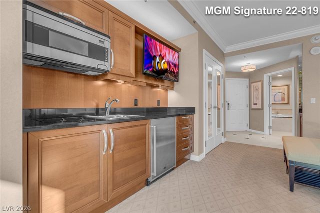 125 East Harmon Avenue 2219, Las Vegas, NV 89109