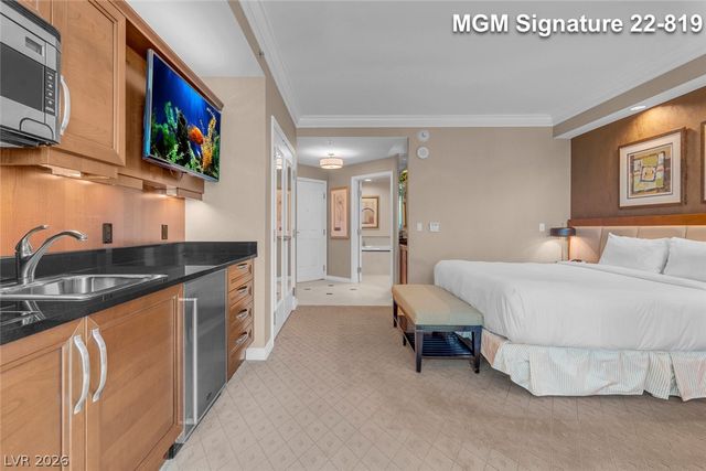 125 East Harmon Avenue 2219, Las Vegas, NV 89109