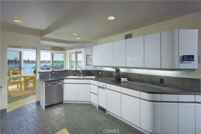 2027 Bayside Drive, Corona Del Mar, CA 92625