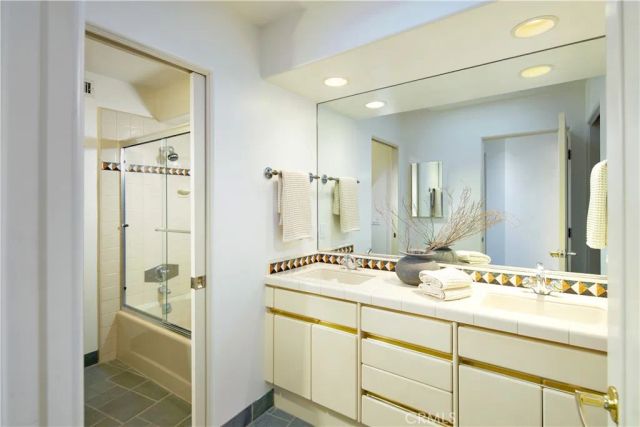 2027 Bayside Drive, Corona Del Mar, CA 92625
