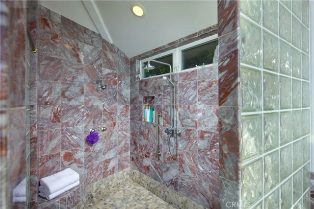 2027 Bayside Drive, Corona Del Mar, CA 92625