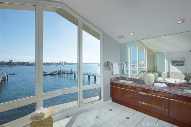 2027 Bayside Drive, Corona Del Mar, CA 92625