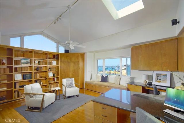 2027 Bayside Drive, Corona Del Mar, CA 92625