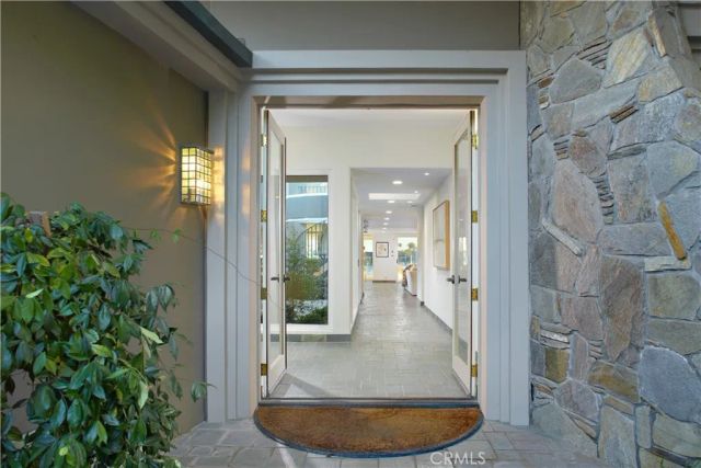 2027 Bayside Drive, Corona Del Mar, CA 92625