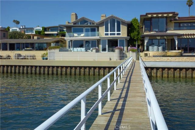 2027 Bayside Drive, Corona Del Mar, CA 92625