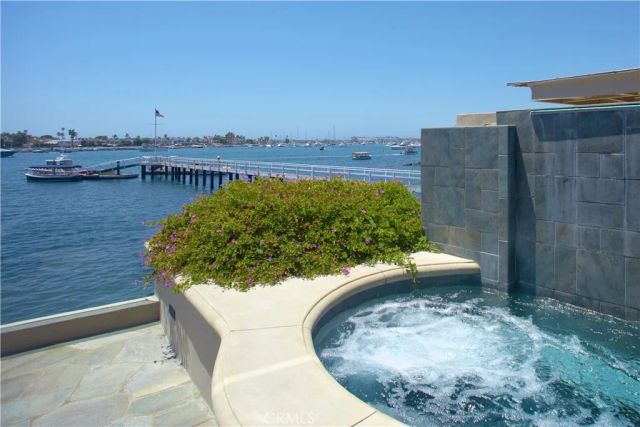 2027 Bayside Drive, Corona Del Mar, CA 92625