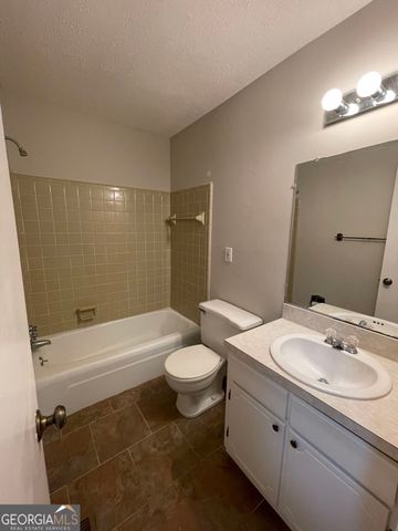 2902 Highbrook Court, Marietta, GA 30066